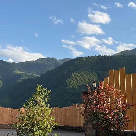 Les Fontaines De Gazost * Gazost (Hautes-Pyrenees)